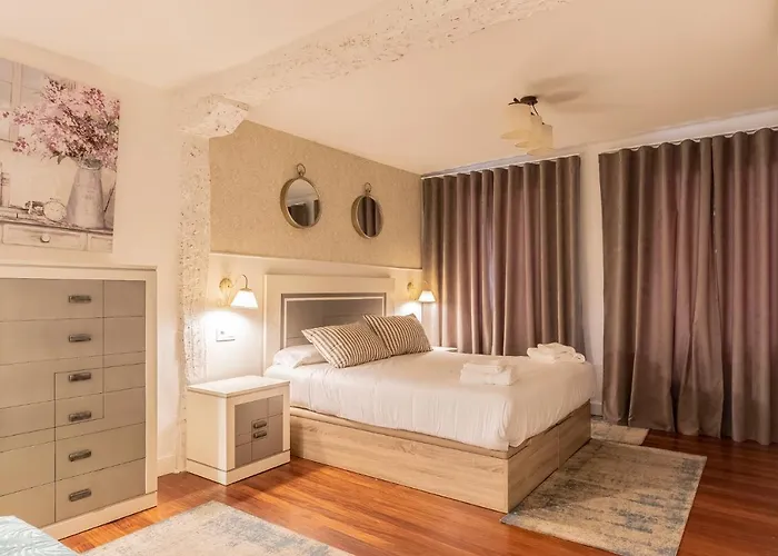 Old Town Xi By Aston Apartment *