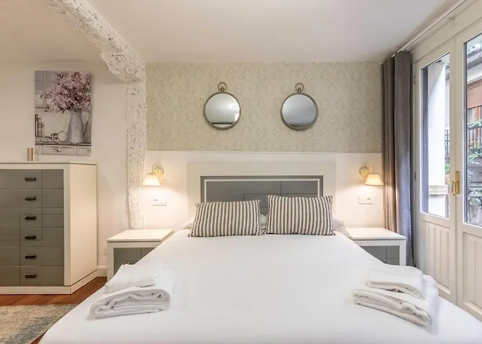 Old Town Xi By Aston Apartamento *